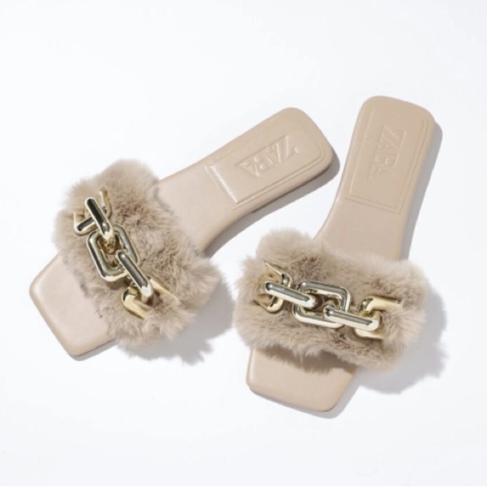 ZARA LOW HEEL FAUX FUR SANDALS WITH BUCKLE